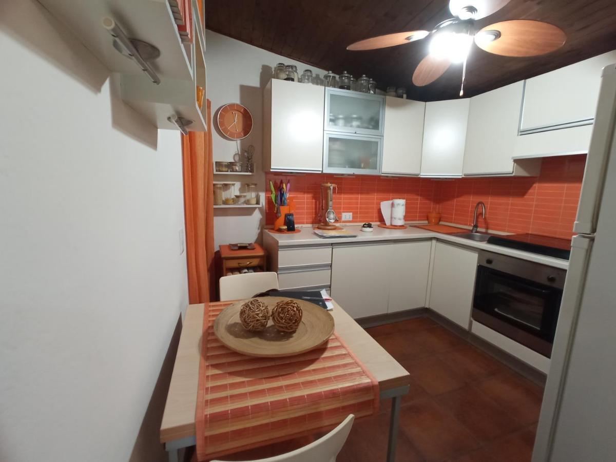 דירות Casina Di Tea לוקה מראה חיצוני תמונה